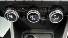 Dacia Duster 1.3 TCe 130 Techroad 5dr Petrol Estate